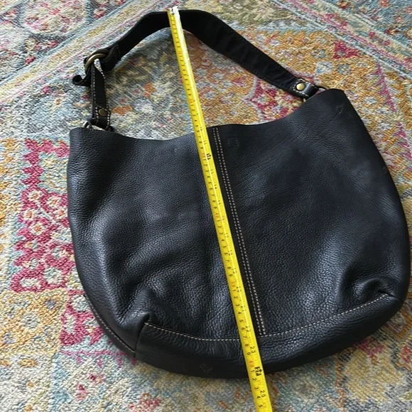 Gorgeous vintage Lucky Brand leather bag with matching pouch adjustable strap - Picture 8 of 8